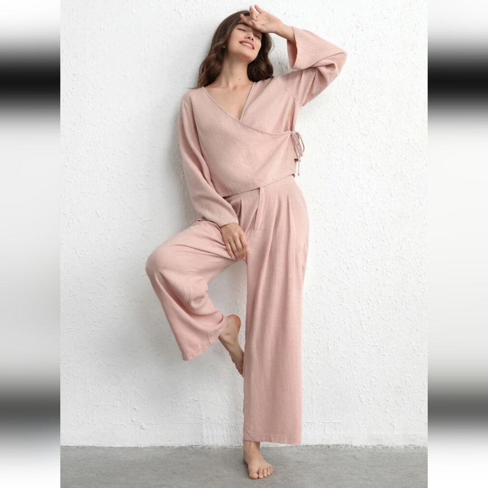 Moon River Pink Linen Highwaisted Cropped Pants